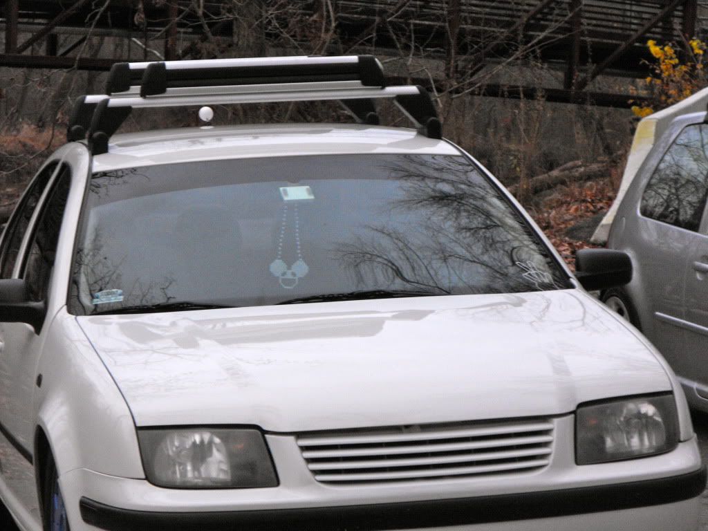 VW Jetta OEM MKIV 4 Door roof rackForum Volkswagen Bora