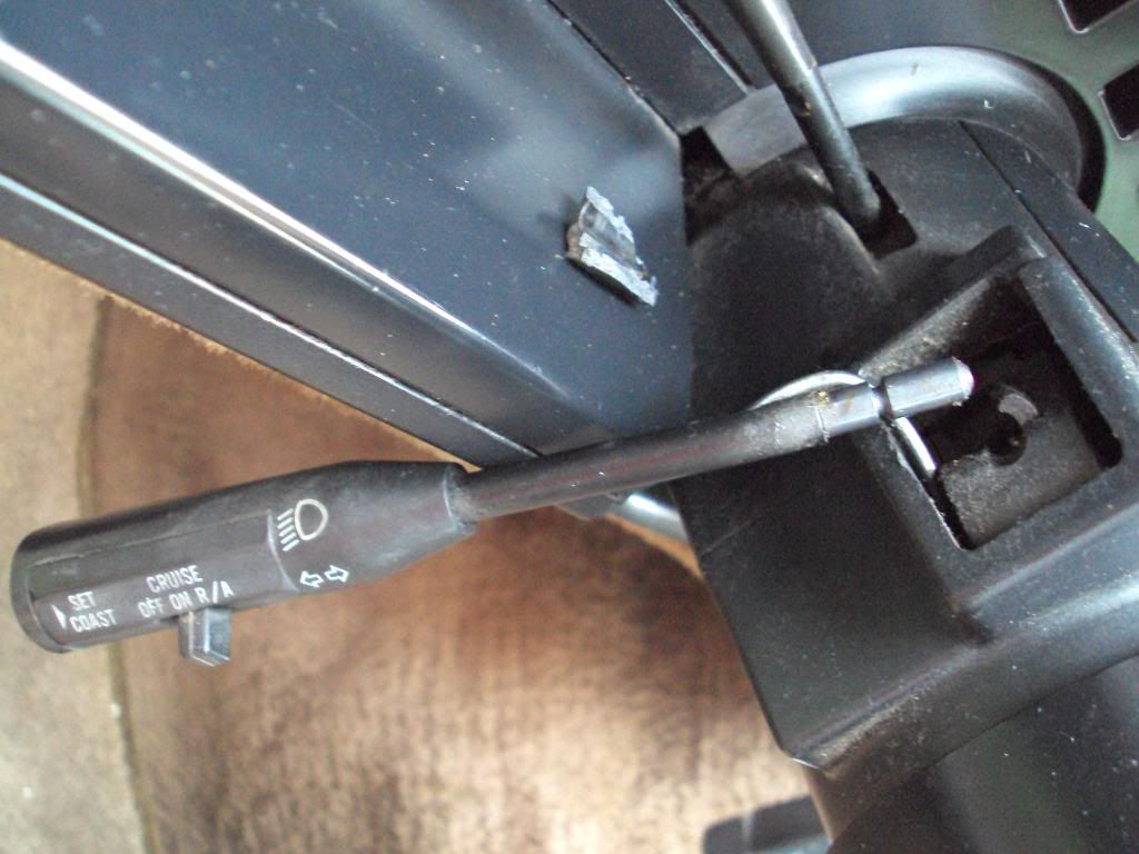 broke the thing my turn signal lever plugs into HELP! Chevy Corvette