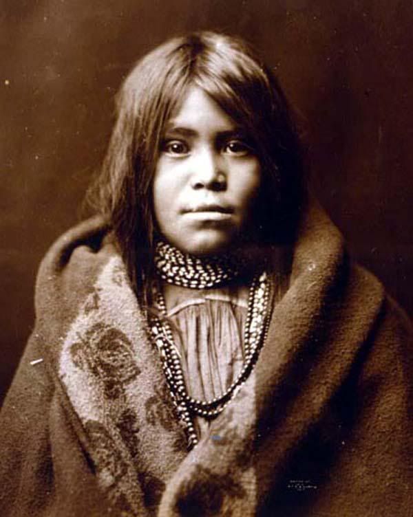 indian girl photo: Apache-Indian-Girl.jpg
