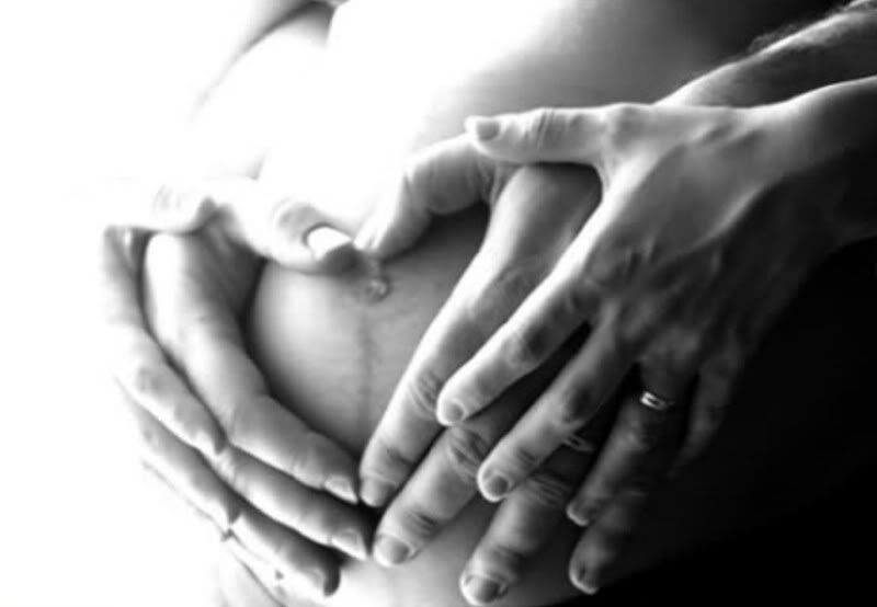 PregnantHandsHeart.jpg baby image by justin4567