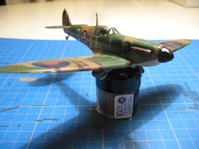 Airfix Spitfire Mk1 R close