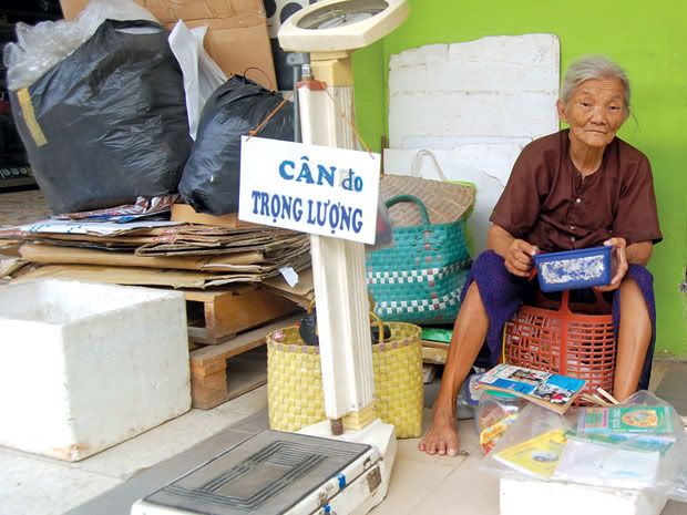 Hãy giúp đỡ Cụ Hạnh - Cụ bà 80 tuổi muốn được hiến xác - 2010